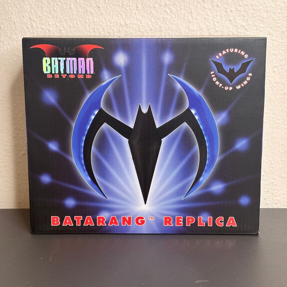 NECA Batarang Replica Unisex OS Black New Batman Beyond LED Light-Up Wings